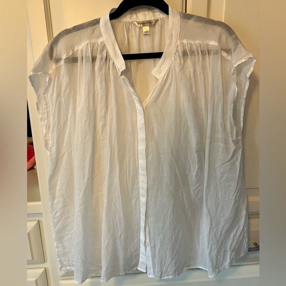 Banana Republic large white sleeveless top. - Picture 1 of 3